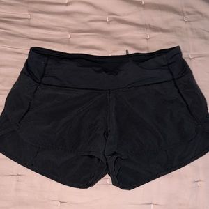 Lululemon Speed Up Low Rise Lined 2.5” short